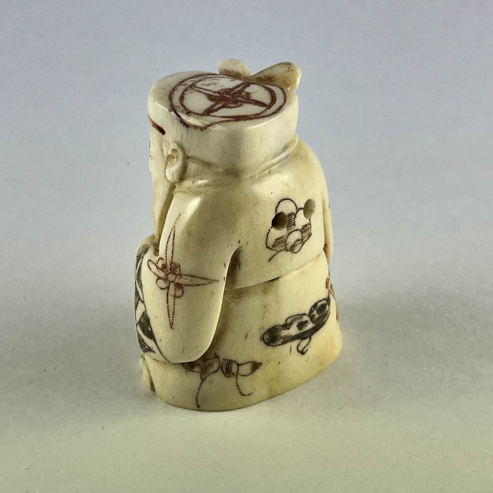 Статуэтка нэцкэ Дзюродзин с табличкой иероглиф счастье