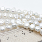 Жемчуг, размер около 8-9 мм, цена за 12-13 шт (1/4 нити)