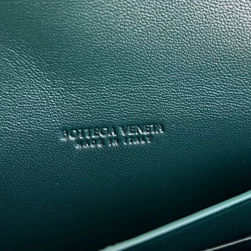 Клатч Bottega Veneta