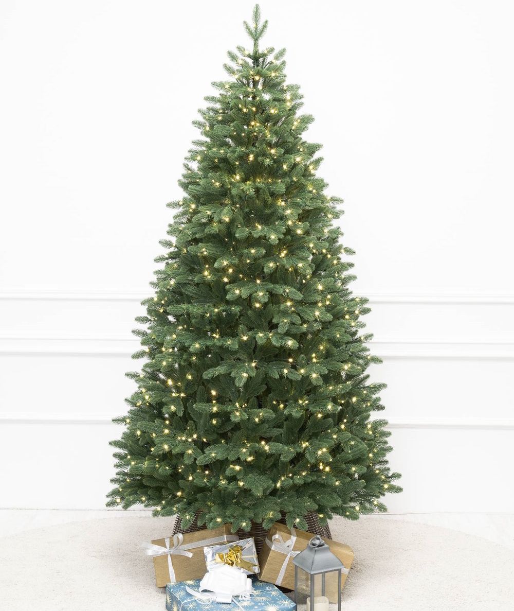 ель "Олимпия" с встроенной гирляндой