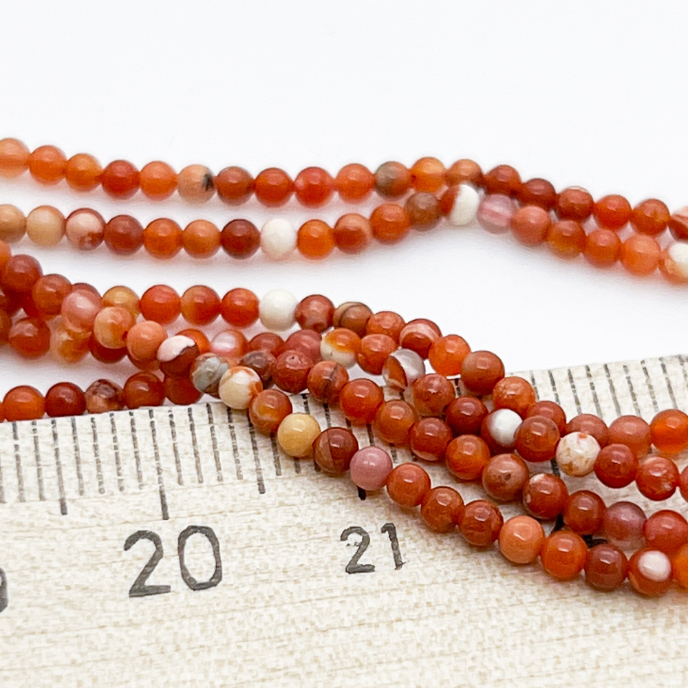 Халцедон, размер около 2 мм, цена за нить 38 см