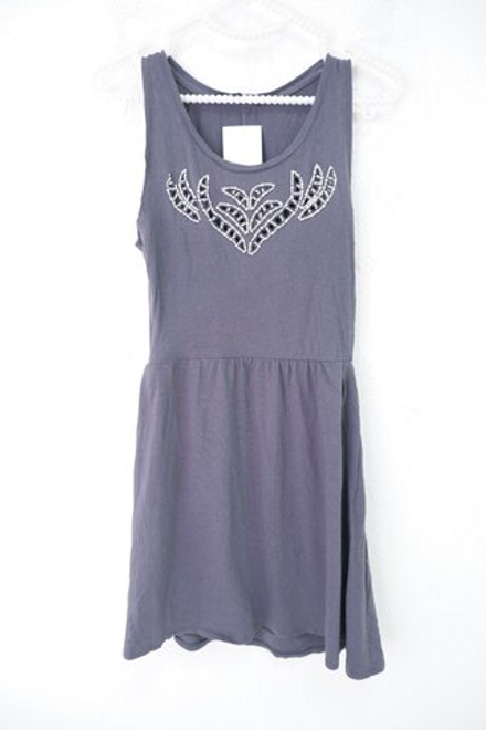 Платье Bershka с бисером 44 размер