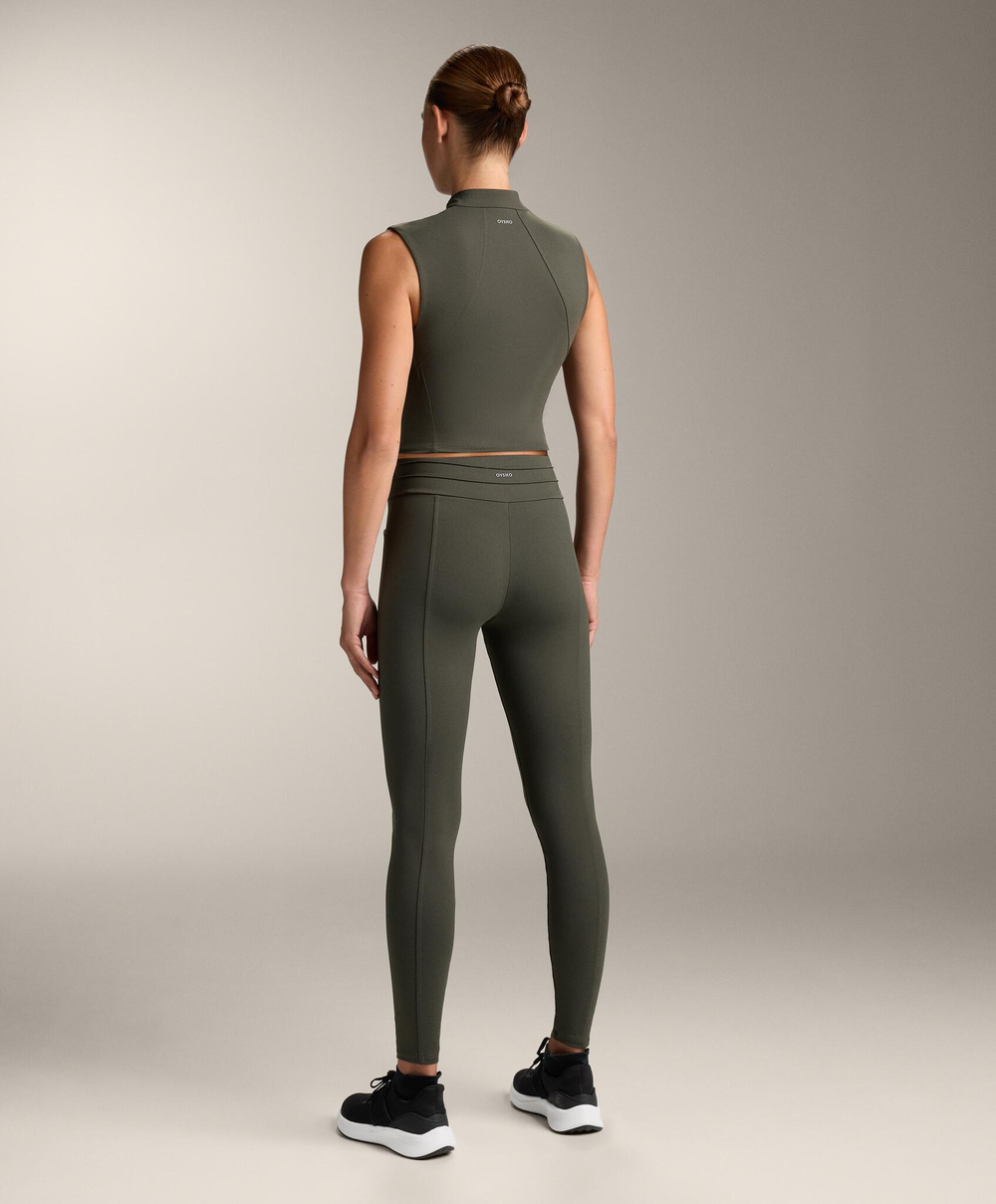 Oysho Майка Evermove в рубчик, темный хаки