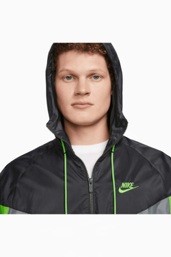 Куртка Nike Sportswear Windrunner