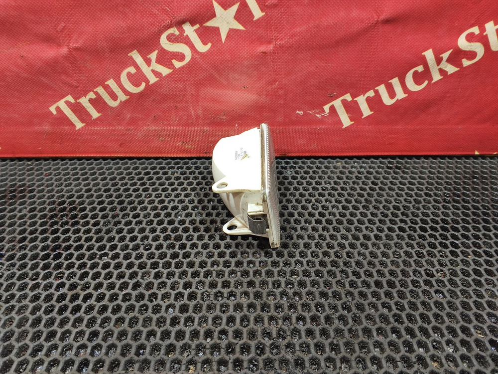 Плафон внутреннего освещения