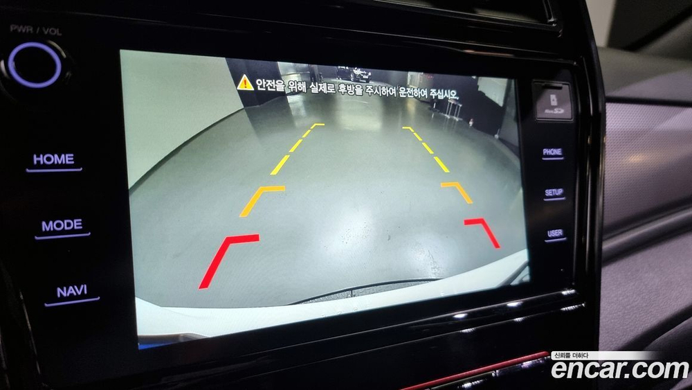 KG Mobility (Ssangyong) Very New Tivoli Бензин 1.5 2WD (11.2020)
