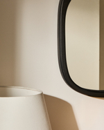 Зеркало из тикового дерева Alura черного цвета 45,5 x 47 см