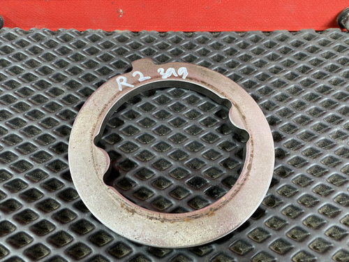 Шайба задней ступицы