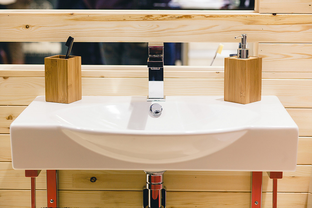 Раковина Sanita Luxe Infinity 65 на кронштейнах