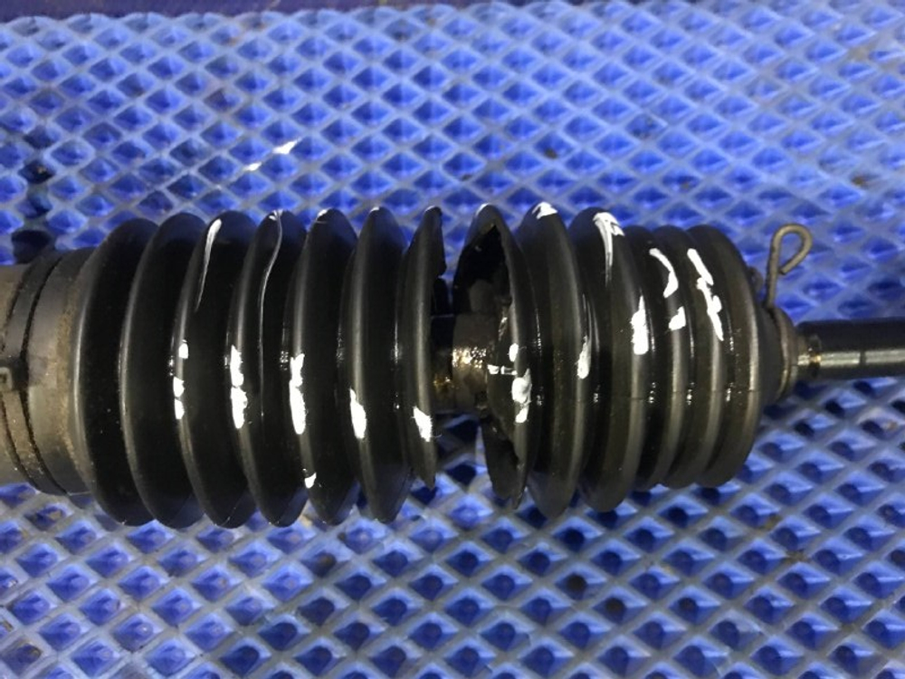 Рейка рулевая NISSAN R’NESSA 1999