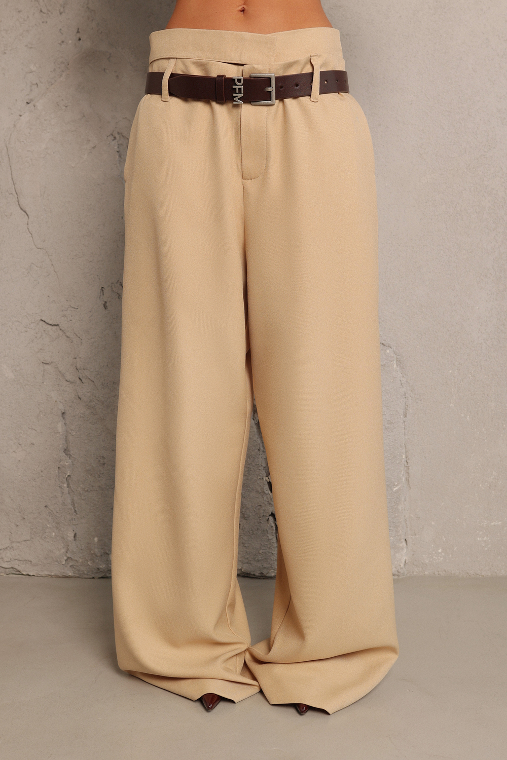 Брюки костюмные с отлетным поясом