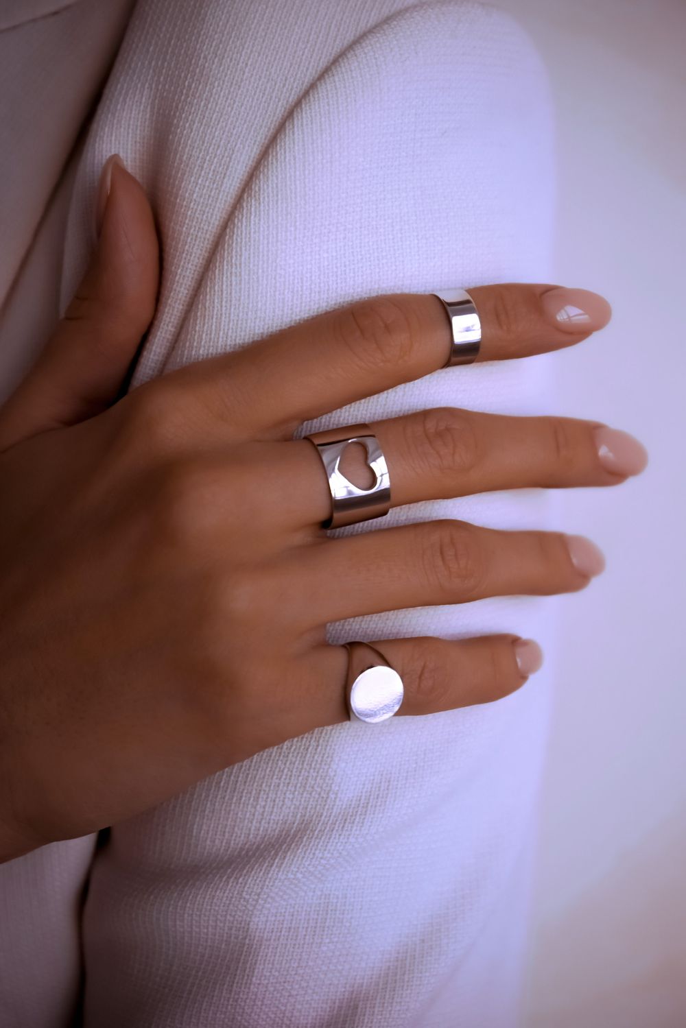 Кольцо широкое сердце 11 мм