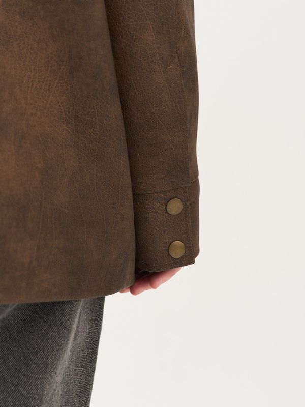 Пиджак из экокожи 