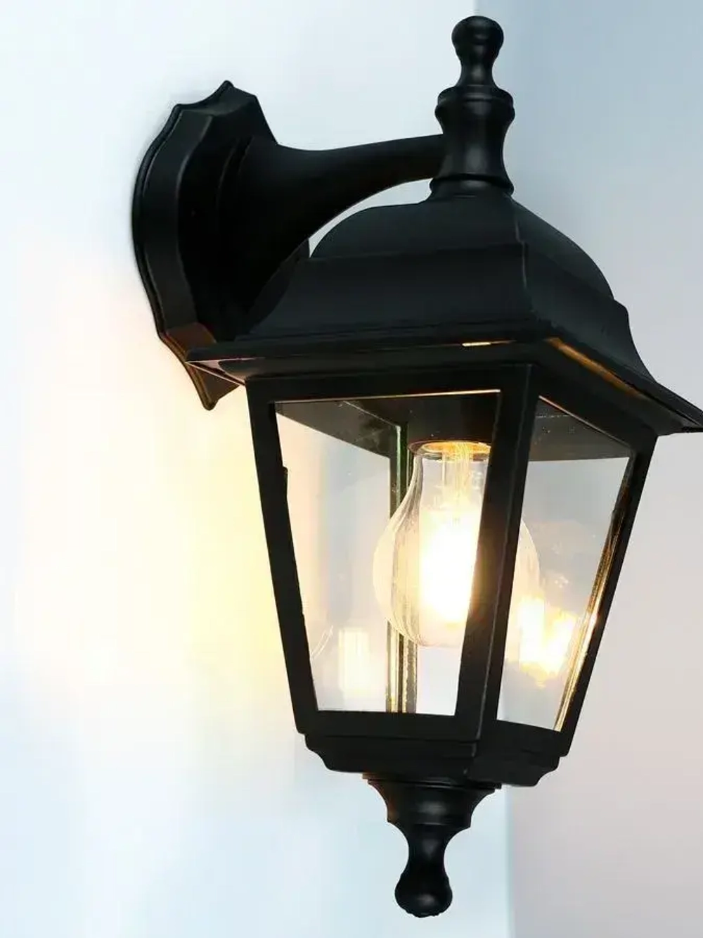 Фасадный настенный уличный светильник под лампу Е27, IP65, классическая форма, корпус пластик + стекло, цвет белый, Напрямую у производителя