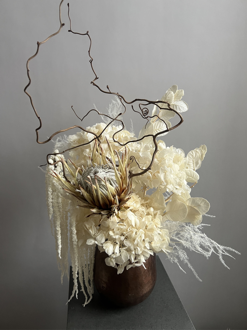 Композиция в кашпо Артик Айс