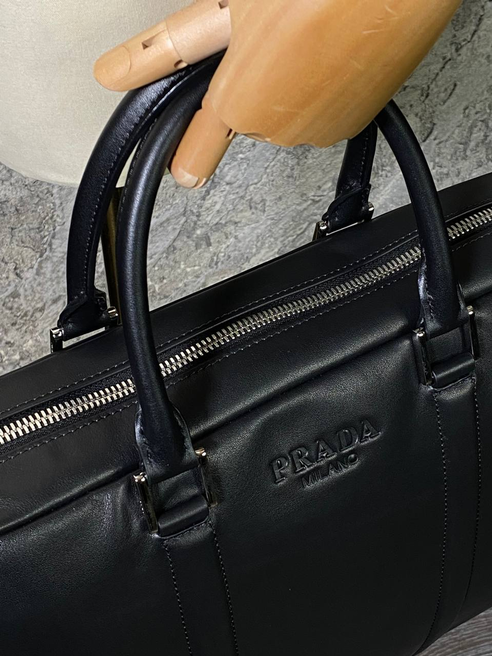 Портфель Prada