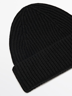 Massimo Dutti Шапка из смесовой шерсти, черный