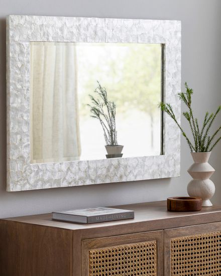 Зеркало в раме из перламутра “Брандо”