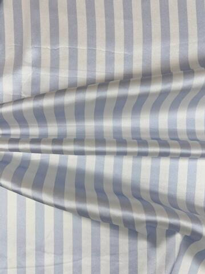 Шелк с эластаном атласный в бело-голубую полоску