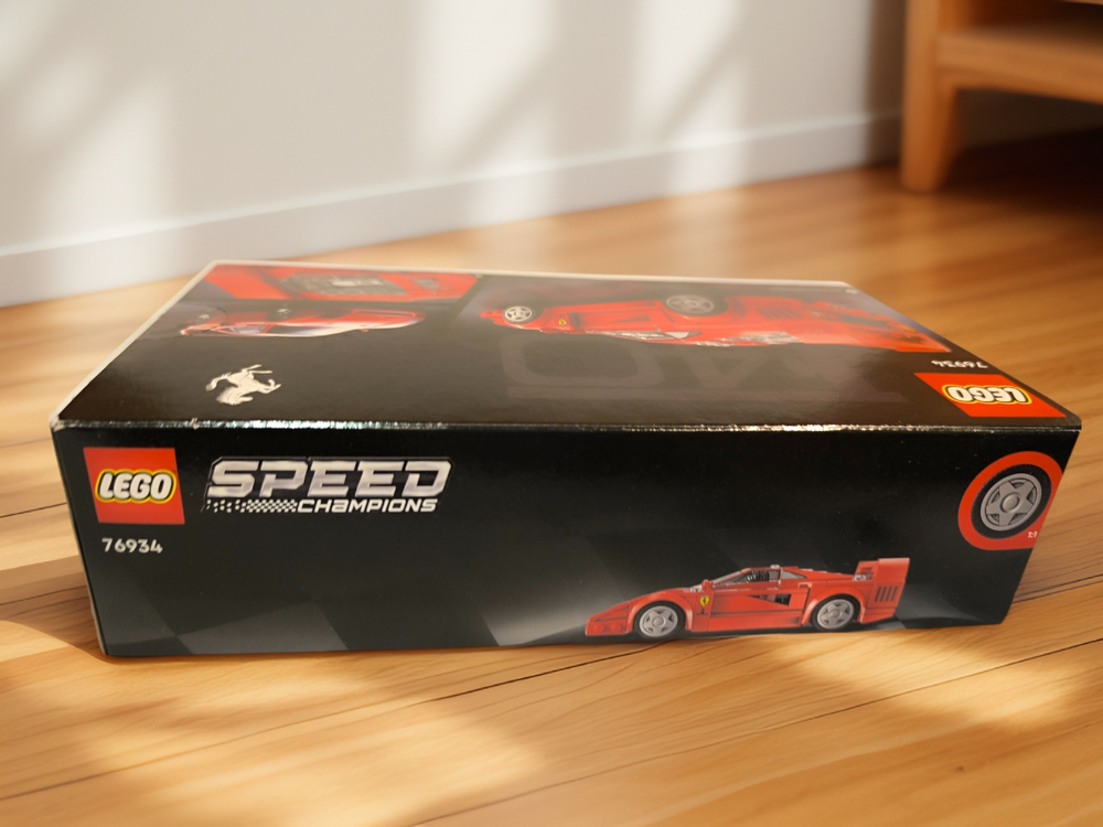 LEGO Speed Champions 76934 «Суперкар Ferrari F40» — культовая модель коллекции