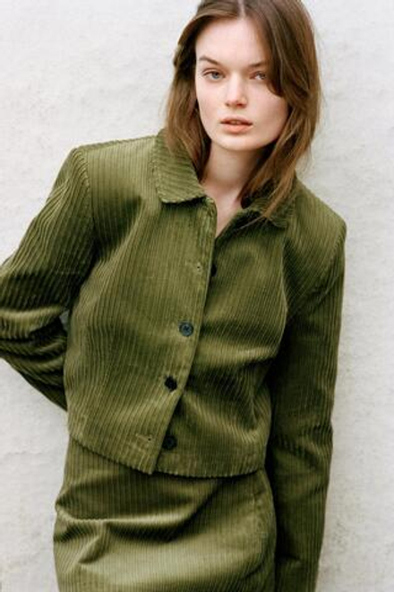 ZARA КОРОТКАЯ ВЕЛЬВЕТОВАЯ КУРТКА, МЯГКИЙ ЗЕЛЕНЫЙ
