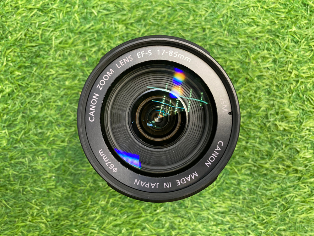 Canon EF-S 17-85mm 4-5.6 IS USM