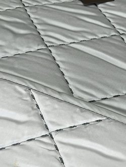 Покрывало 260х270 Trussardi Seam Line светло-серое