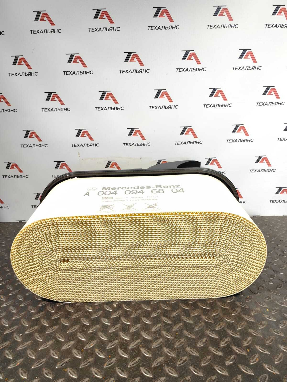 Фильтр воздушный Mercedes A0040946804