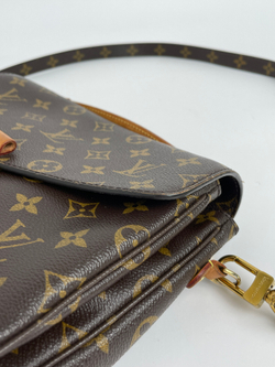 Сумка Louis Vuitton POCHETTE METIS