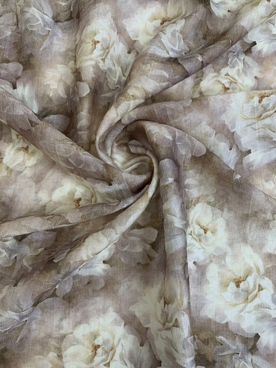 Плательная вискоза принт розы белые на коричневом TENCIL RH#7