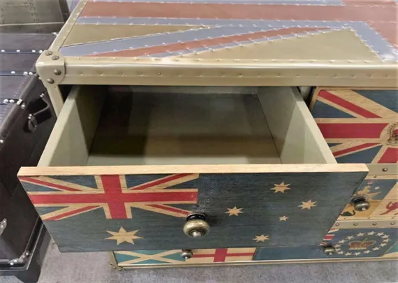 Комод Union Jack Sirius Jet, 131х81 см