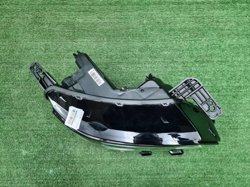 Фара правая Geely Coolray (2019-2023) LED