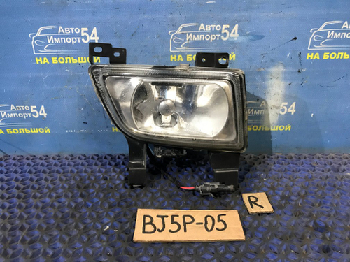 Туманка правая MAZDA FAMILIA 2000