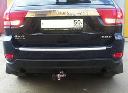 Фаркоп на Jeep Grand Cherokee WK2 2011-2021, кроме SRT8. Без выреза в бампере. Тип шара: A. Нагрузки: 2500/100 кг, JW 03