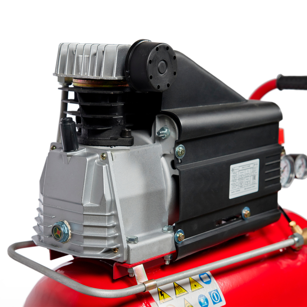 Компрессор ROSSVIK СБ4/С-24.J1047В, 200 л/мин, 8 бар, ресивер 24 л, 220 В/1,5 кВт, красный