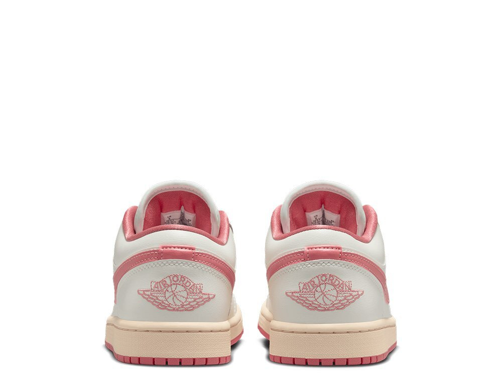 Баскетбольные кроссовки  Air Jordan 1 Low Biale