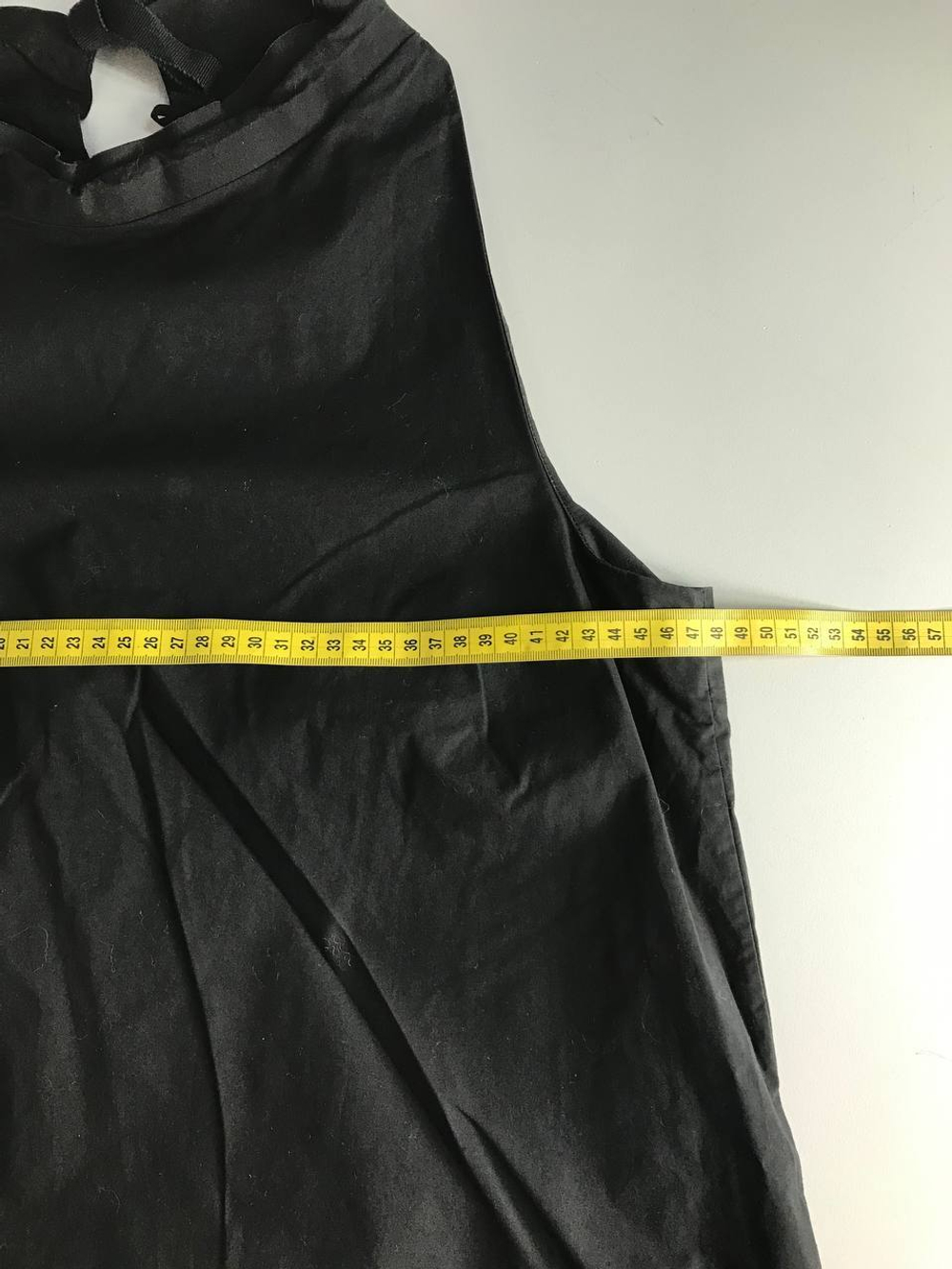 Платье Cos сдержанное, маркировка 42, визуально на 48 размер