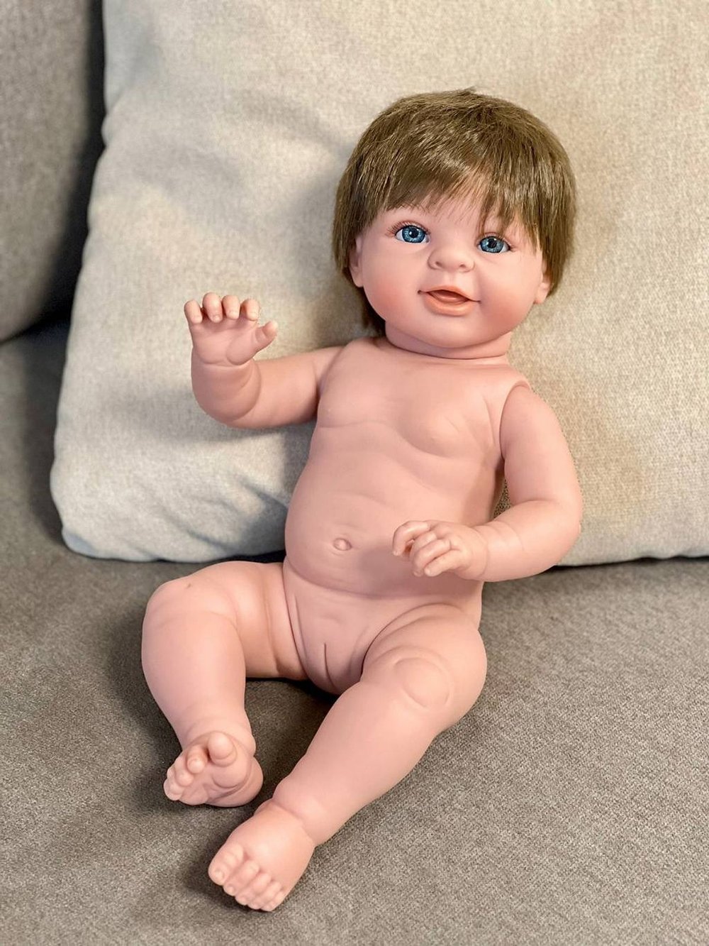 Кукла LAMAGIK виниловая 45см Paula (46510)