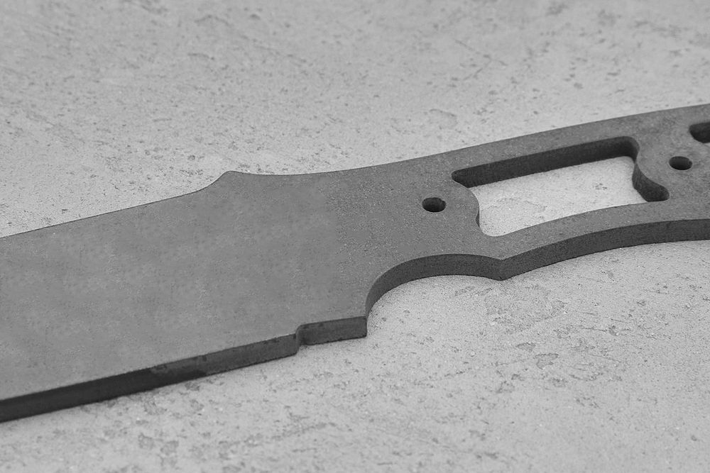 Заготовка для ножа, сталь 8Cr14MoV 4,1мм. Модель "Акула" с клинком 147мм, ТО 61-62HRC