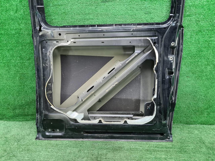 Дверь сдвижная правая Mercedes V w447 (2014-н.в.)