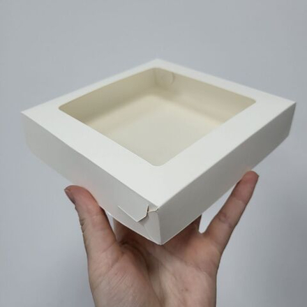 Коробка для печенья 15*15*3 см, Белая с окном