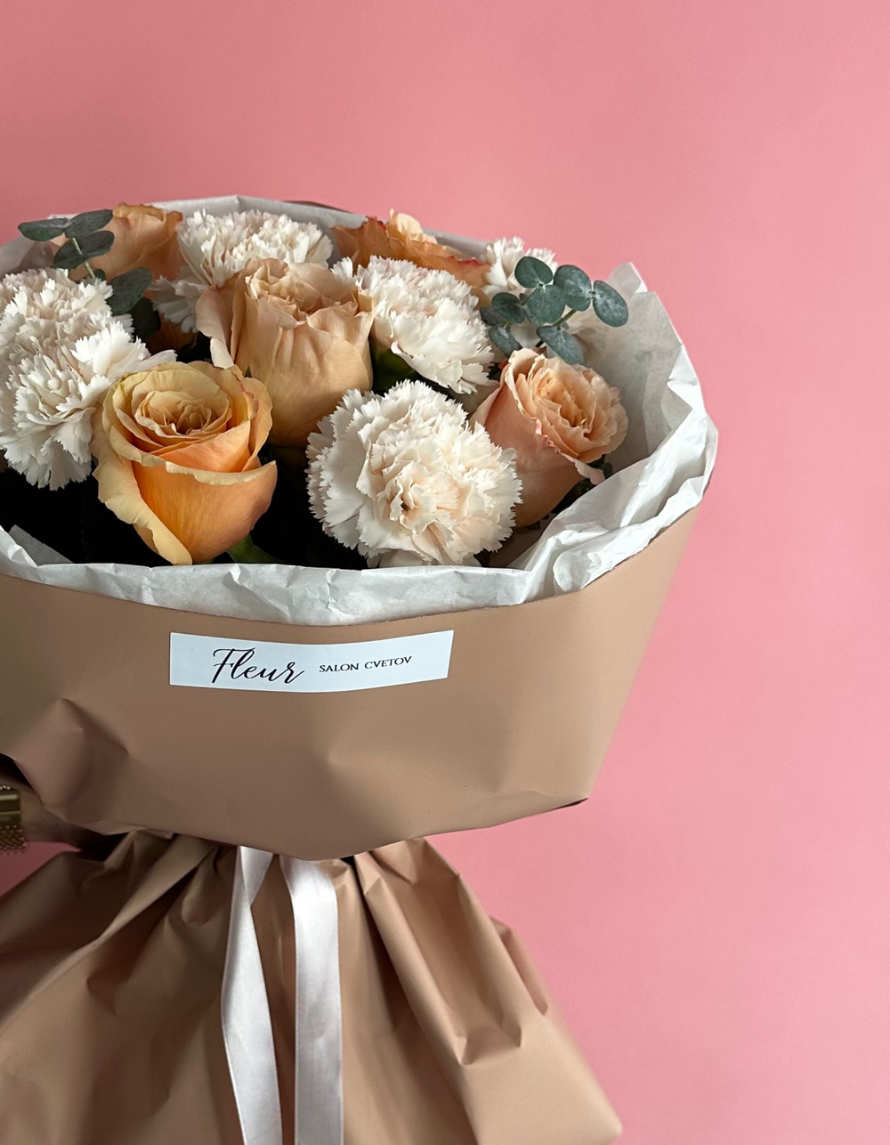 Букет с розами и диантусами  #46