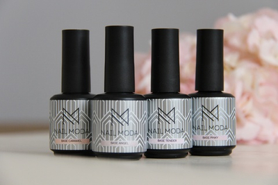 Nail Moda Base White Sky - Камуфлирующая молочная база с шиммером, 15мл