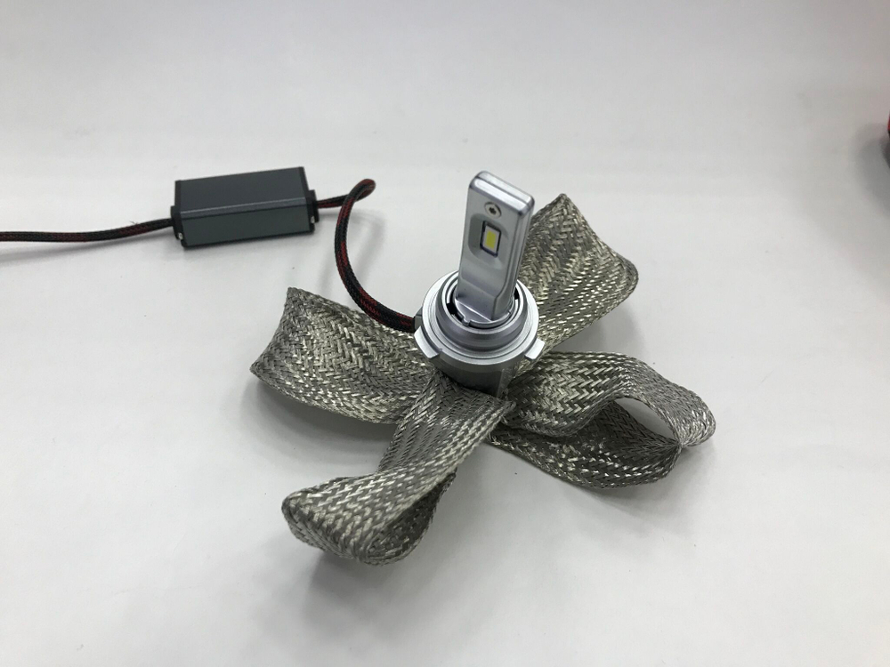 Светодиодные лампы ближнего и габаритного света для Toyota Corolla E140/150 2006-13 MTF HB4 ProFlex 30W+W5W Tail Lights