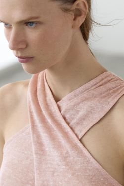 Massimo Dutti Топ из смесового льна на запáхе, светло-розовый