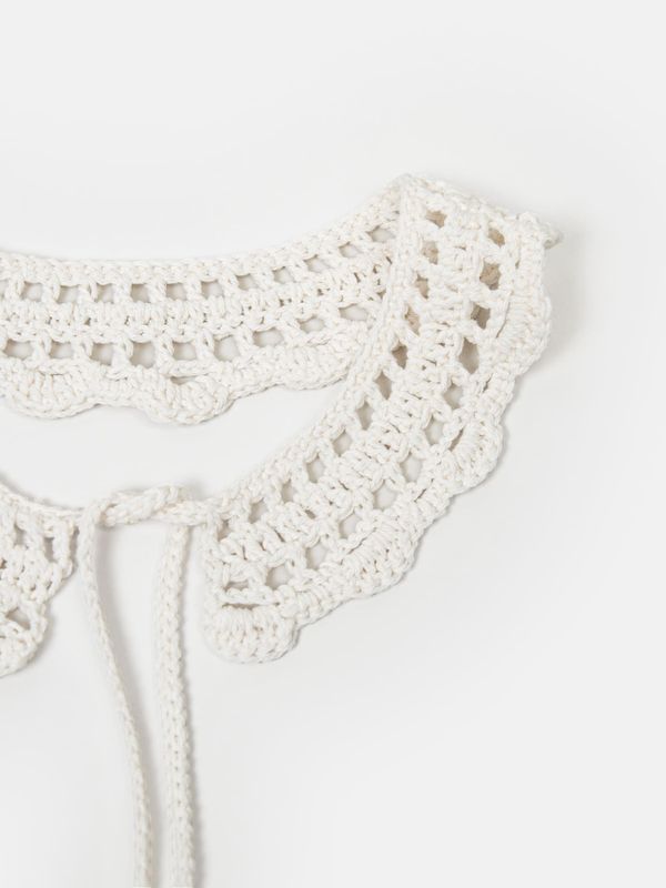 Воротник ажурный 