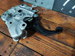 Рычаг стояночного тормоза Grand Cherokee (WK2) Б/У Оригинал 04779627AG