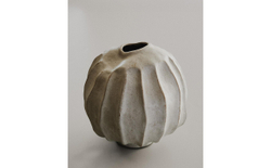 Zara Home Ваза из фарфора, 25 см