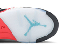 Кроссовки Jordan Air Jordan 5 Retro Se Top 3 (Женская размерная сетка)