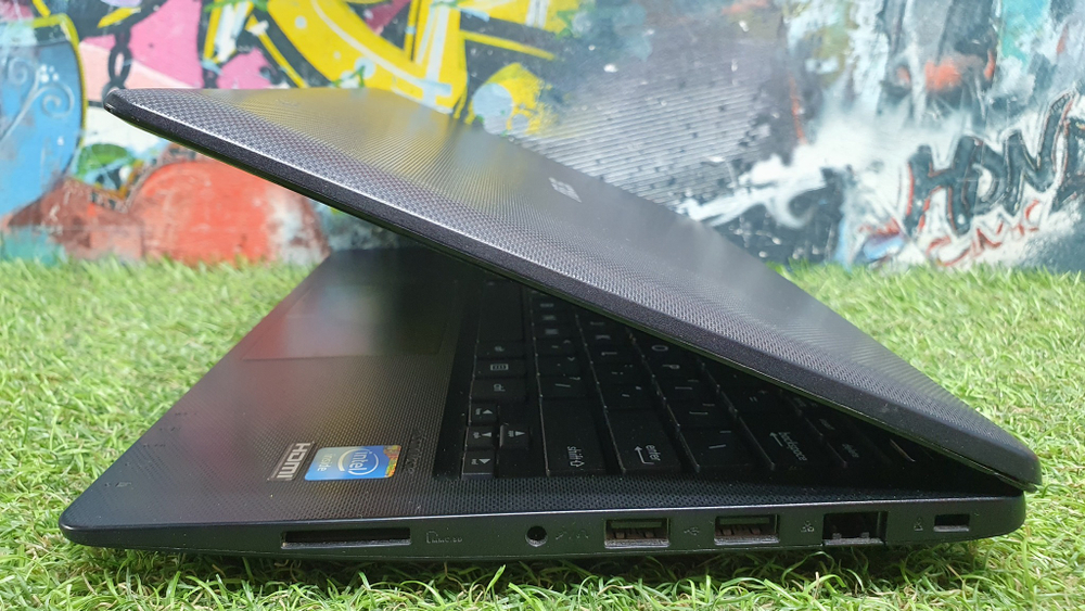 Ноутбук  ASUS X200CA-HCL1104G